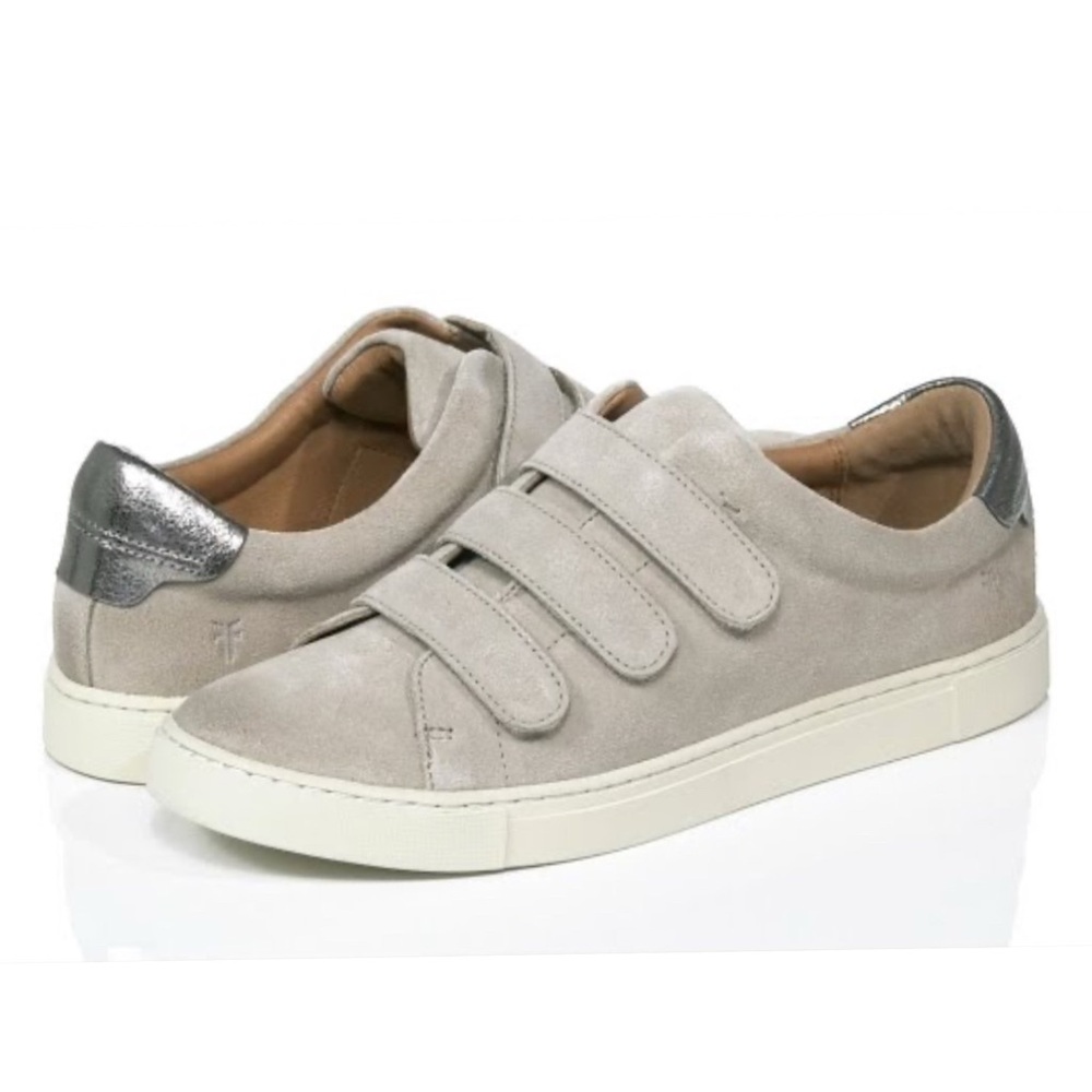 Frye Womens Beige Padded Metallic Ivy Round Toe Sneakers
Womens 8.5